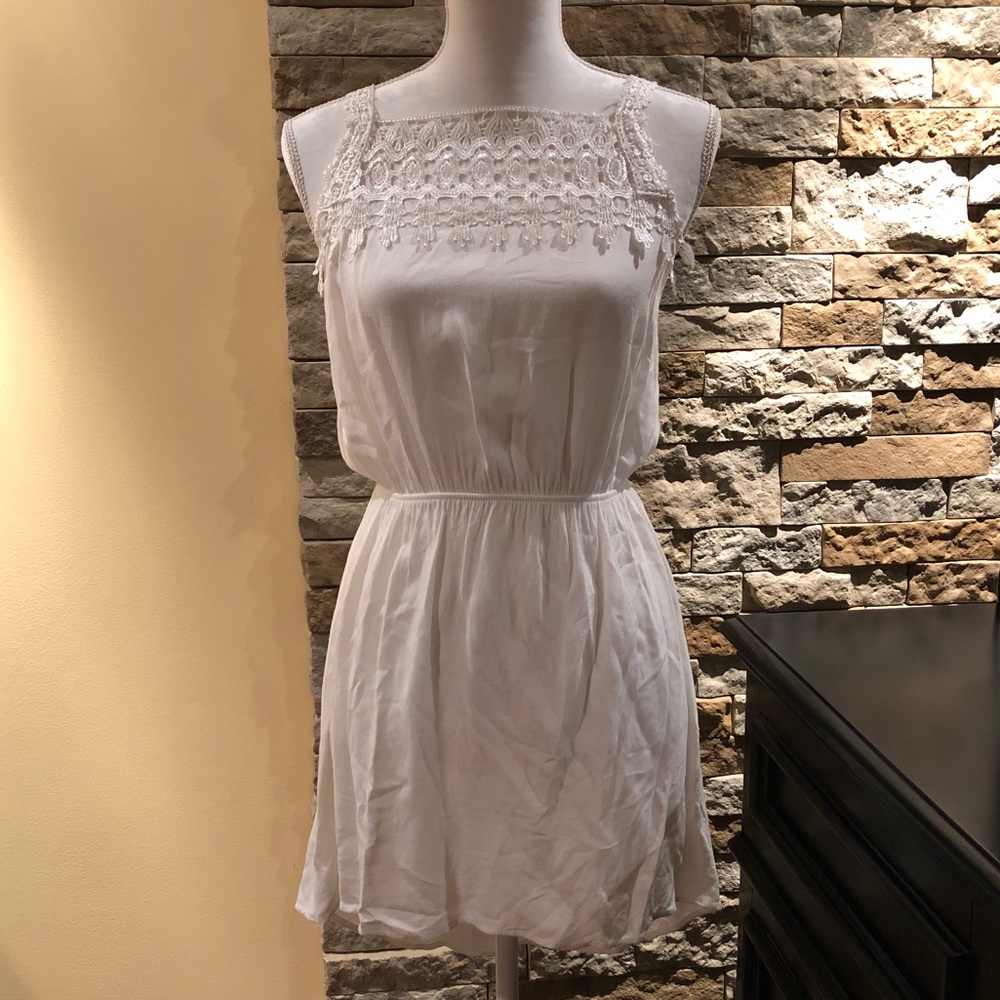 White lace dress